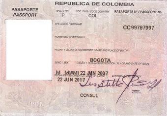 Colombian passport cover