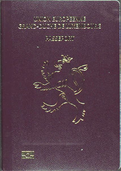 Luxembourger passport cover