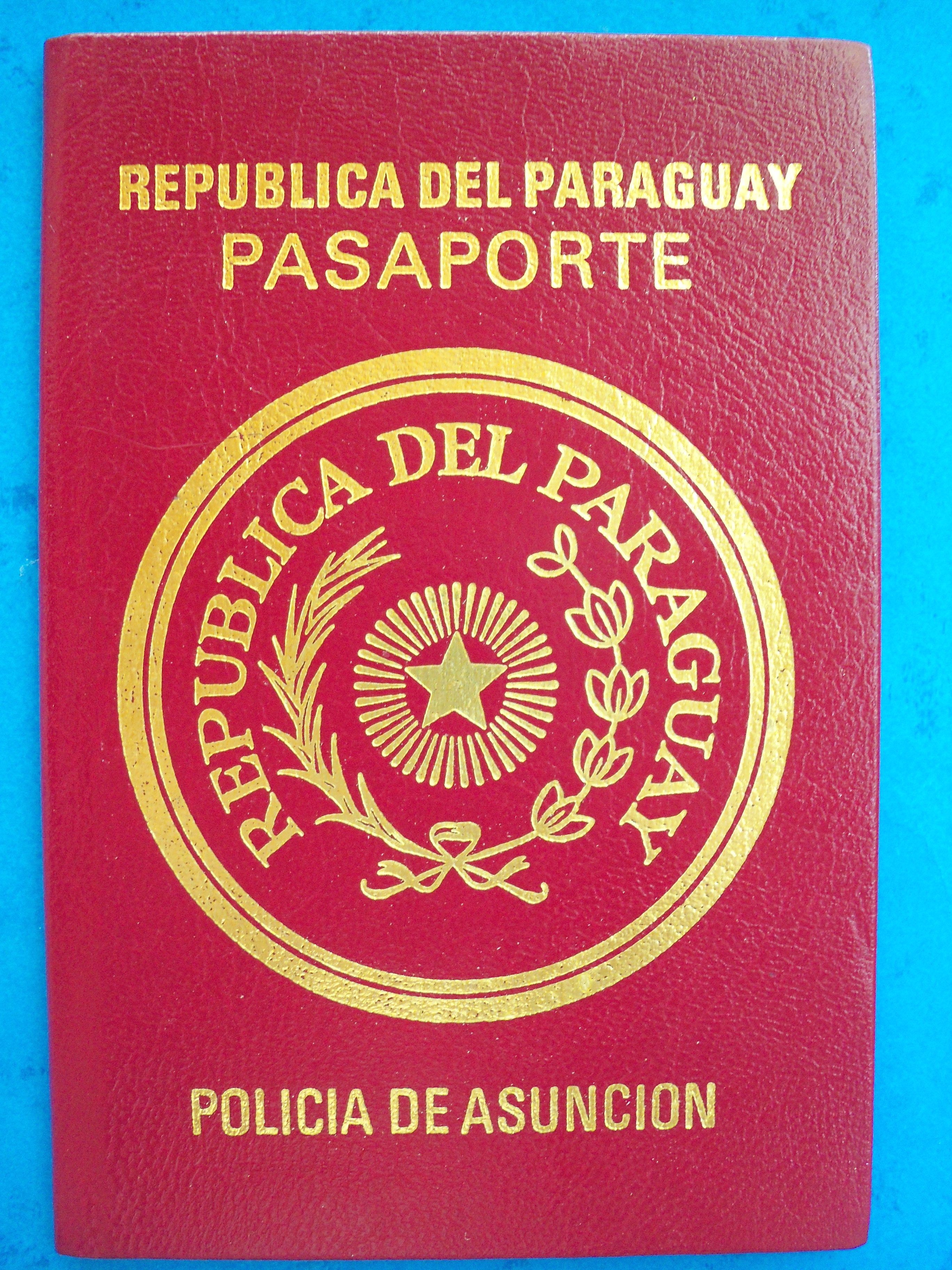 Paraguayan passport cover